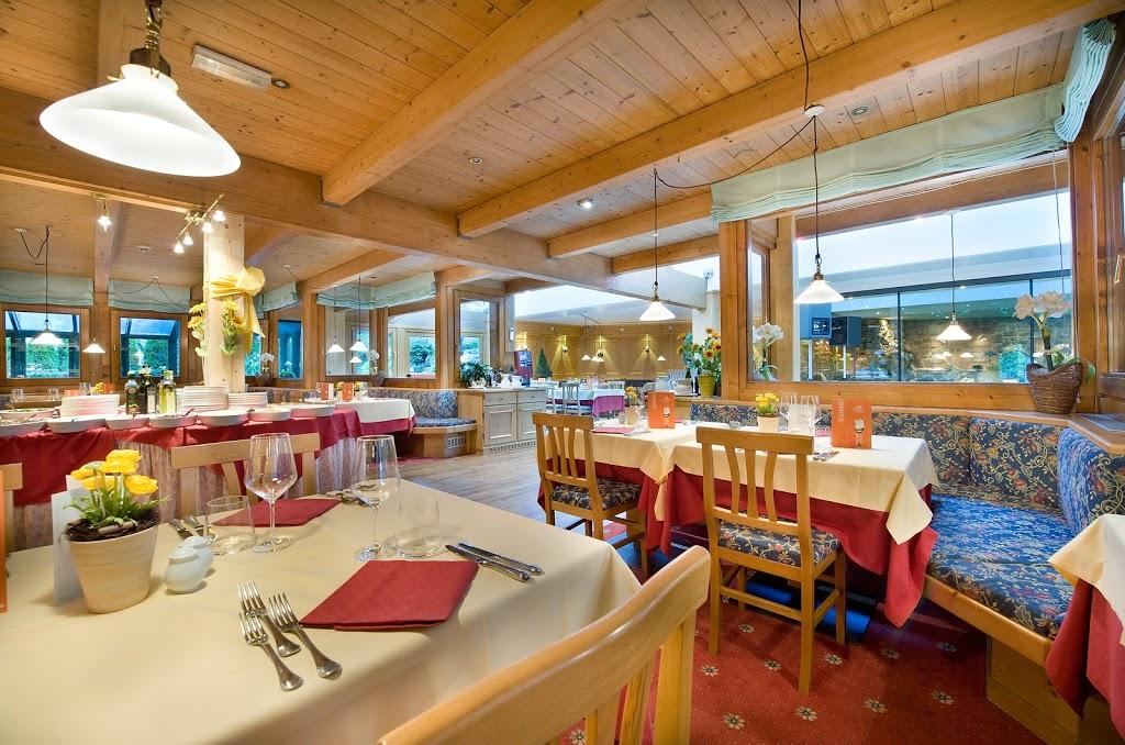 Sporthotel Rosatti Dimaro Esterno foto