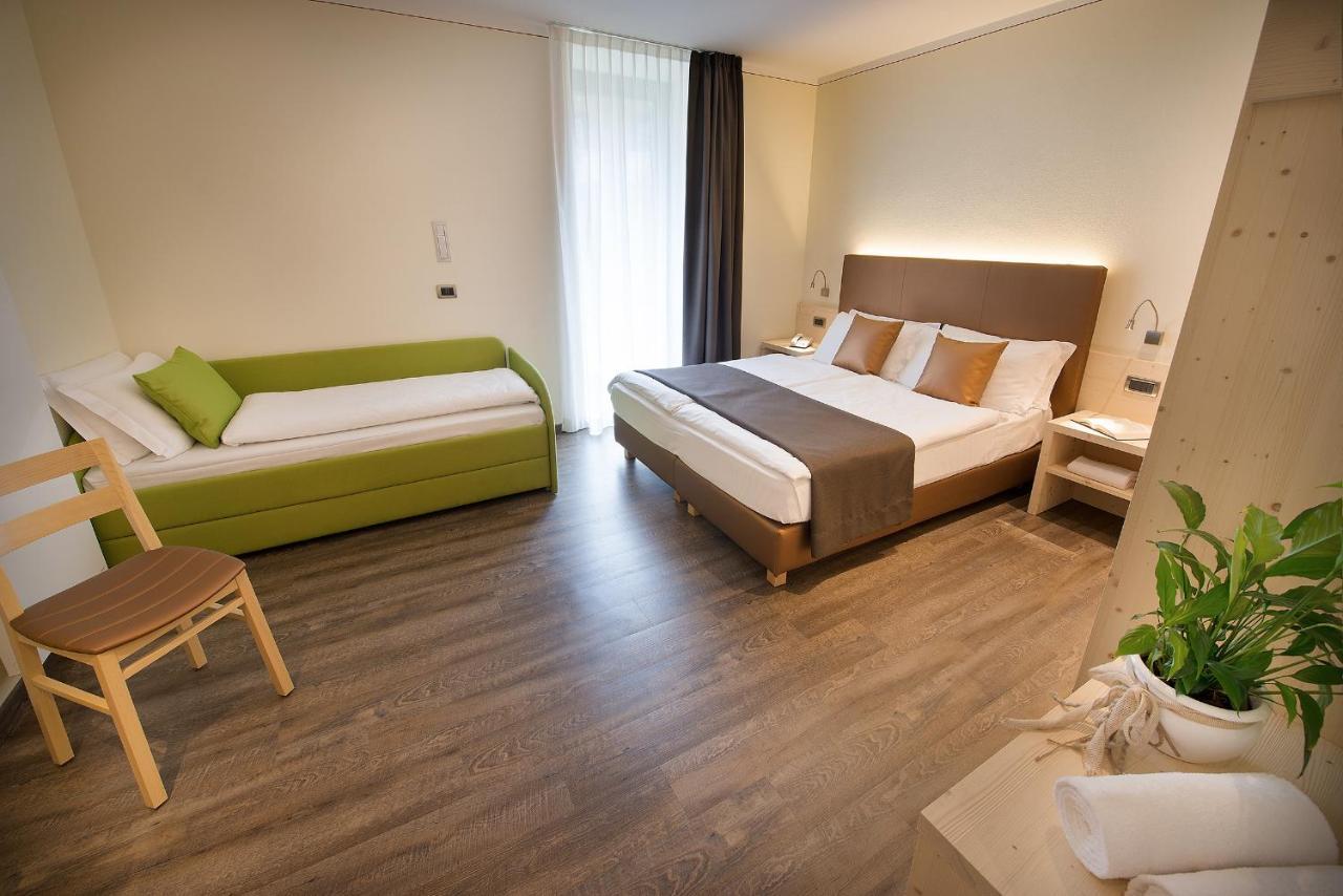 Sporthotel Rosatti Dimaro Esterno foto
