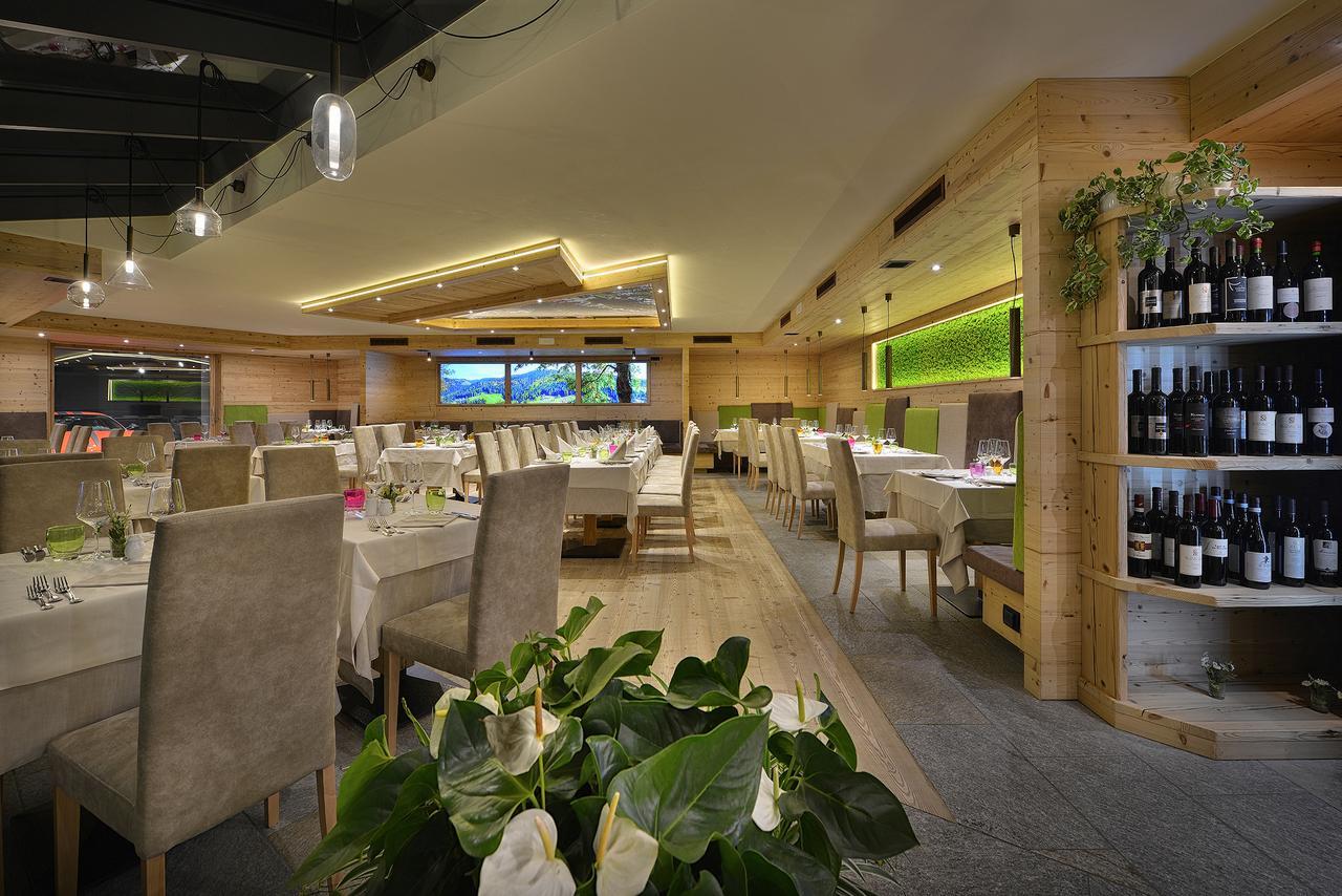 Sporthotel Rosatti Dimaro Esterno foto